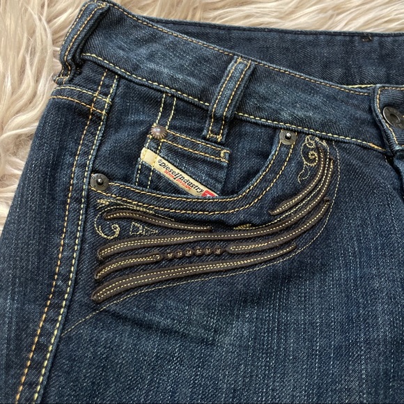 Diesel low rise Ryoth jeans size 25 - Picture 3 of 8